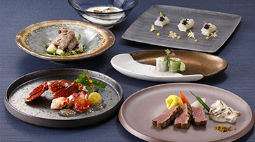 Restaurant SAKURA French Kaiseki Course for August<br />
[Reservation by phone Required<br />
at least 3 days before]