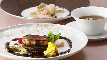 Restaurant SAKURA SAKURA Course Menu<br />
(from Mar.21 to Apr.9) <br />
[Reservation Required]